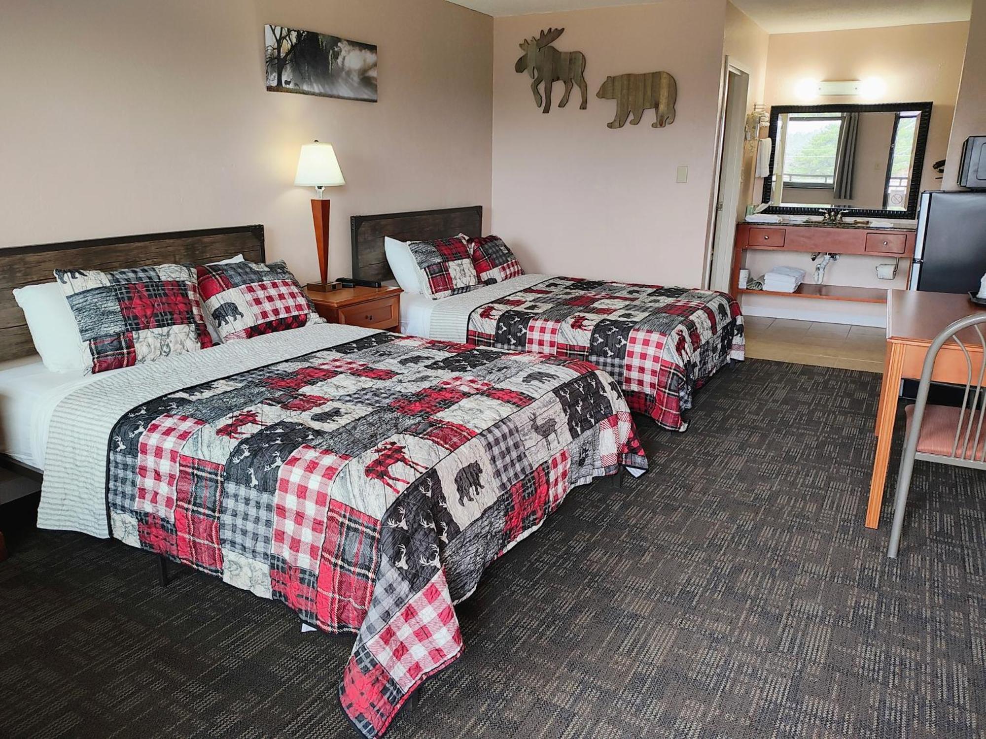 The Lodge At Russell - Russell Inn Zimmer foto